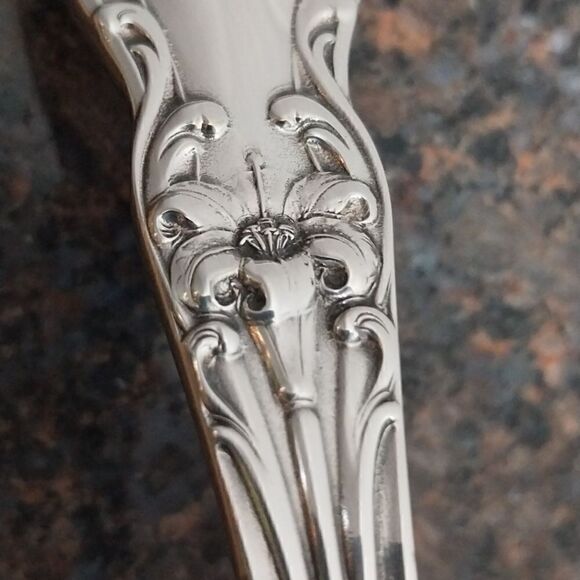 Reed and Barton "TIGER LILLY" Silverplate Punch Ladle...NEW CONDITION - Picture 3 of 8